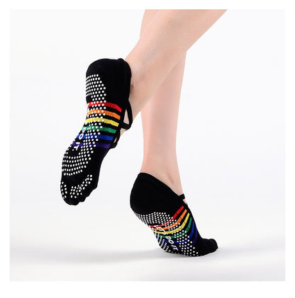 pilate gripsocks, yoga gripsocks, studio socks, fitness socks, gym socks, workout socks, wall pilate, and barre socks, toronto gripsocks, US socks, Australia gripsocks