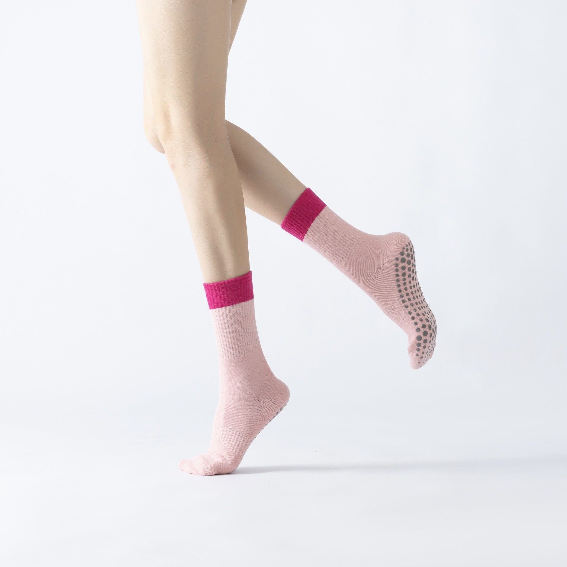 best pilate grip socks, reformer pilates socks,best pilates socks, yoga gripsocks, studio socks, fitness socks, gym socks, workout socks, and barre socks, gripsocks in Canada, gripsocks in USA, Australia gripsocks