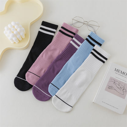  pilate grip socks, reformer pilates socks,best pilates socks, yoga gripsocks, studio socks, fitness socks, gym socks, workout socks, and barre socks, gripsocks in Canada, gripsocks in USA, Australia gripsocks